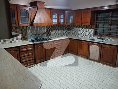 DEFENCE 500 YARDS GROUND PORTION FOR RENT SEPRATE GATE