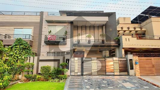 Get In Touch Now To Buy A Prime Location House In Formanites Housing Scheme - Block M