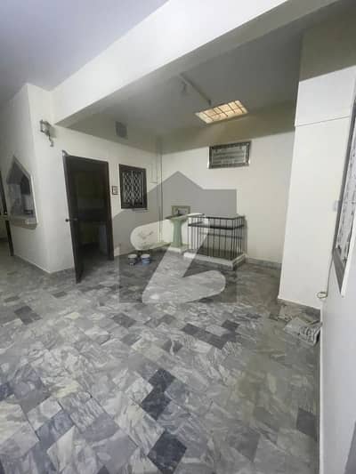 ناظم آباد 4 ناظم آباد,کراچی میں 16 مرلہ Studio دفتر 2.8 لاکھ میں کرایہ پر دستیاب ہے۔