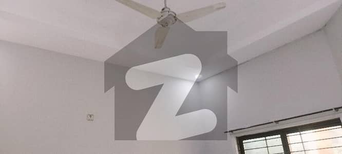 بحریہ ٹاؤن فیز 4 بحریہ ٹاؤن راولپنڈی,راولپنڈی میں 3 کمروں کا 1 کنال بالائی پورشن 1.1 لاکھ میں کرایہ پر دستیاب ہے۔