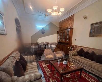 This Is Your Chance To Buy House In Allama Iqbal Town - Nishtar Block