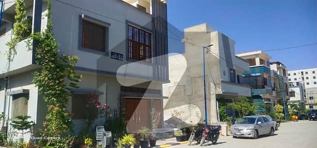 PRIME CORNER PLOT FOR SALE North Town Residency Phase 1, Superior 1 Block
