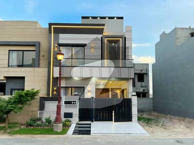 5 Marla Ultra Modern Semi Furnished Near To Park Premium Location House For Sale In Lake City Sector M7-C1