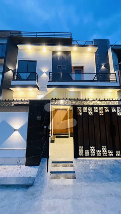 6 Marla Brand New Modern Elevation Luxury House Available For Sale In Gated Community At 100 Meter To Bosan Road & Mall Of Multan