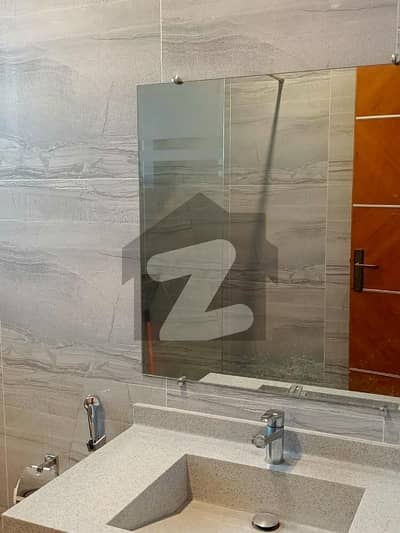 20 MARLA BRAND NEW GROUND PORTION AVAILABLE FOR RENT