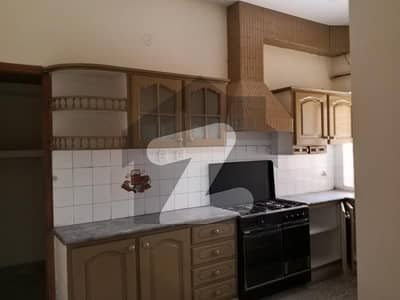 House for sale G10-4 ideal location