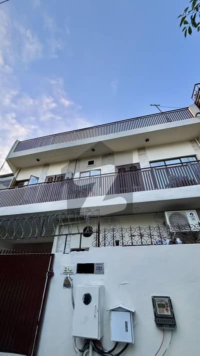 جی ۔ 9/3 جی ۔ 9,اسلام آباد میں 7 کمروں کا 6 مرلہ مکان 6.2 کروڑ میں برائے فروخت۔