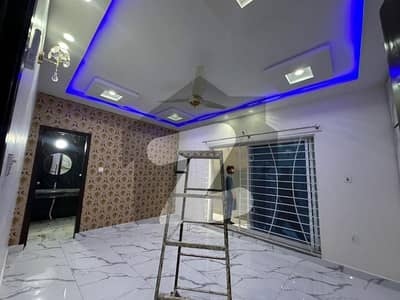 بش ایگزیکٹو ولاز ملتان میں 5 کمروں کا 7 مرلہ مکان 3.0 کروڑ میں برائے فروخت۔