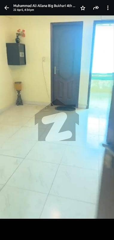 بخاری کمرشل ایریا ڈی ایچ اے فیز 6,ڈی ایچ اے ڈیفینس,کراچی میں 3 کمروں کا 6 مرلہ فلیٹ 1.0 لاکھ میں کرایہ پر دستیاب ہے۔