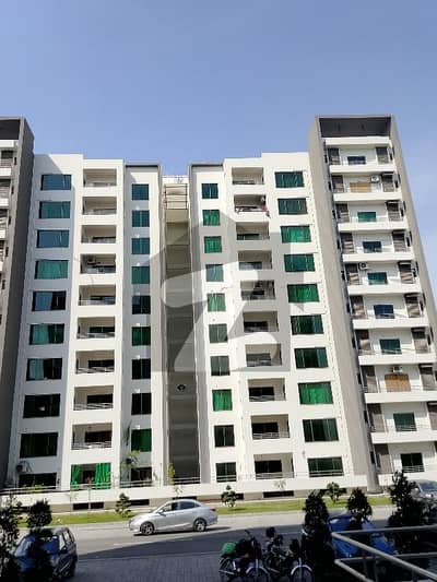 Beautiful Four Bed Flat Near To Park Urgent For Sale