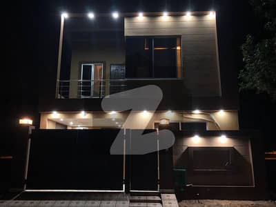 I SELL 5MARLA HOUSE IN G BLOCK PHASE 2 BAHRIA ORCHARD LAHORE