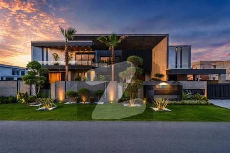 2 KANAL FURNISHED DESIGNER HOUSE FOR SALE NEAR PARK OR MAREKT