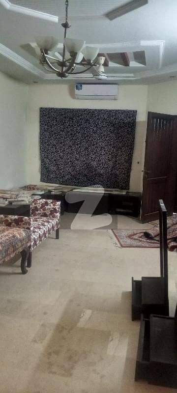 Ground Portion For Rent In E 11 Prime Location