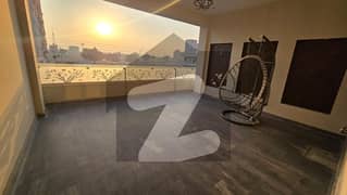 1 KANAL LUXURY HOUSE PRIME LOCATION
