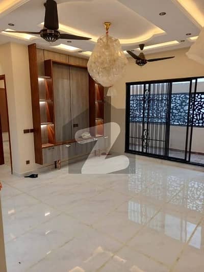 پیراگون سٹی ۔ آرچرڈ بلاک پیراگون سٹی,لاہور میں 3 کمروں کا 10 مرلہ بالائی پورشن 80.0 ہزار میں کرایہ پر دستیاب ہے۔