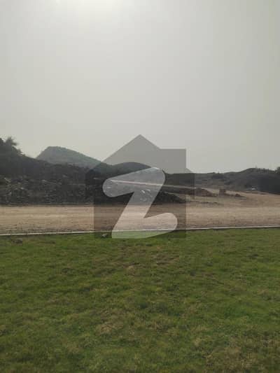 سی پندرہ اسلام آباد میں 1 کنال رہائشی پلاٹ 3.4 کروڑ میں برائے فروخت۔