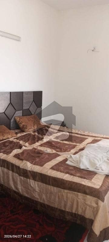 کلفٹن ۔ بلاک 1 کلفٹن,کراچی میں 2 کمروں کا 6 مرلہ فلیٹ 1.3 لاکھ میں کرایہ پر دستیاب ہے۔