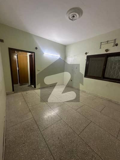 PORTION AVAILABLE FOR RENT 1st FLOOR AT BLOCK-7 GULSHAN-E-IQBAL
