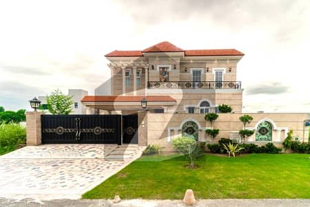 ڈی ایچ اے فیز 6 - بلاک جے فیز 6,ڈیفنس (ڈی ایچ اے),لاہور میں 4 کمروں کا 10 مرلہ مکان 4.9 کروڑ میں برائے فروخت۔