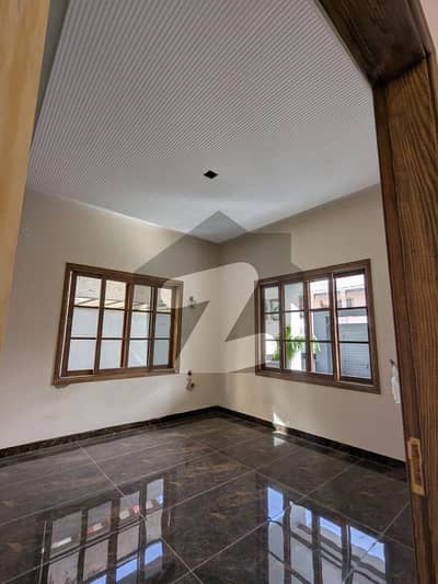 گلستانِ جوہر کراچی میں 6 کمروں کا 16 مرلہ مکان 11.0 کروڑ میں برائے فروخت۔