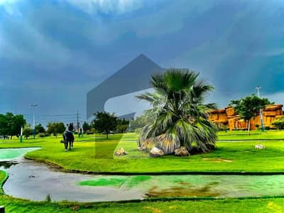 low price commercial Plot's Available For Sale in bahria orchard phase 2