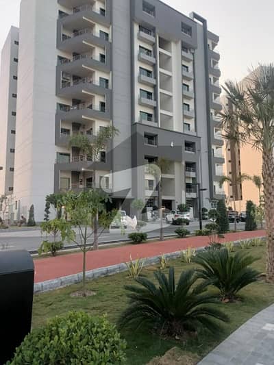 10 MARLA 3 BEDROOM APARTMENT AVAILABLE FOR RENT