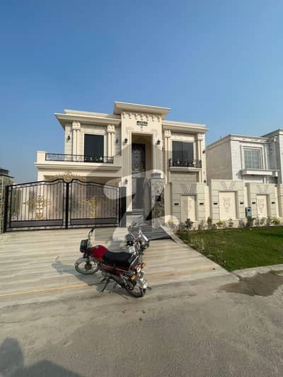 Spacious Prime Location House Is Available In DHA Phase 1 For sale