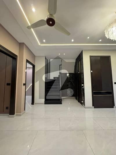 Perfect 6 Marla Lower Portion In Mumtaz City For Rent
