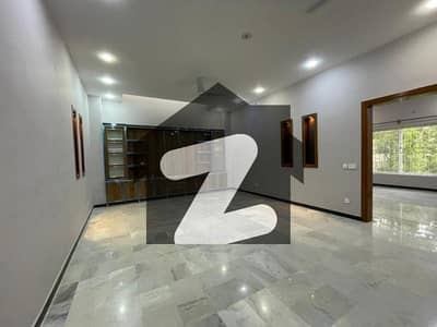 In D-12 You Can Find The Perfect Upper Portion For Rent