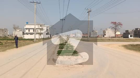 5 Marla Residential Plot Hot Location In Qadeer Block