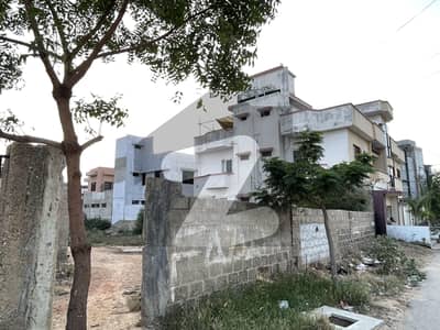880 Square Yards Residential Plot For Sale In Gulistan-E-Jauhar
