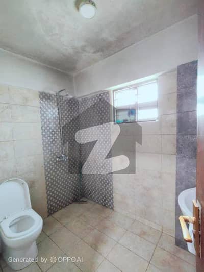 عسکری 11 عسکری,لاہور میں 3 کمروں کا 10 مرلہ فلیٹ 3.1 کروڑ میں برائے فروخت۔