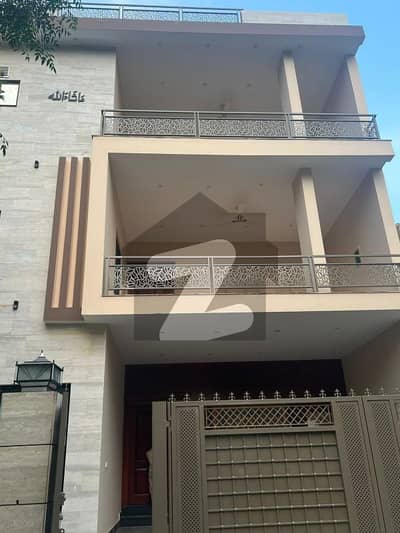 10 Marla Brand New Triple Storey House (2026) | Gulberg 3, Gulberg | Ideal for both family & office use