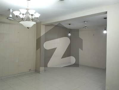 10 Marla 4 Bedroom Full House Neat to Park, Sector B , Askari 10
