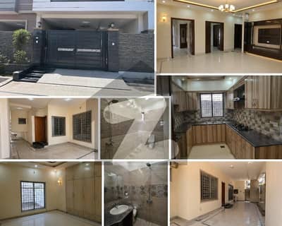 سینٹرل پارک ۔ بلاک جی سینٹرل پارک ہاؤسنگ سکیم,لاہور میں 2 کمروں کا 10 مرلہ زیریں پورشن 55.0 ہزار میں کرایہ پر دستیاب ہے۔