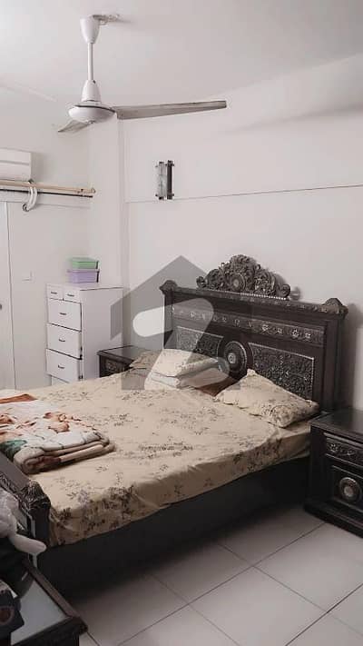 گلستانِِ جوہر ۔ بلاک 13 گلستانِ جوہر,کراچی میں 3 کمروں کا 9 مرلہ فلیٹ 1.35 کروڑ میں برائے فروخت۔