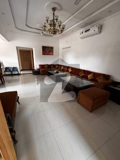 ایڈن بولیوارڈ ہاؤسنگ سکیم کالج روڈ,لاہور میں 3 کمروں کا 5 مرلہ بالائی پورشن 50.0 ہزار میں کرایہ پر دستیاب ہے۔