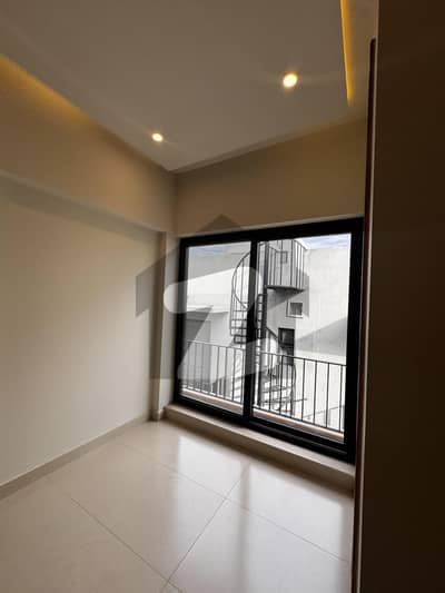 ڈی ۔ 12 اسلام آباد میں 6 کمروں کا 8 مرلہ مکان 11.0 کروڑ میں برائے فروخت۔