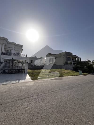 ماسٹر سٹی ہاؤسنگ سکیم گوجرانوالہ میں 1 کنال رہائشی پلاٹ 2.88 کروڑ میں برائے فروخت۔