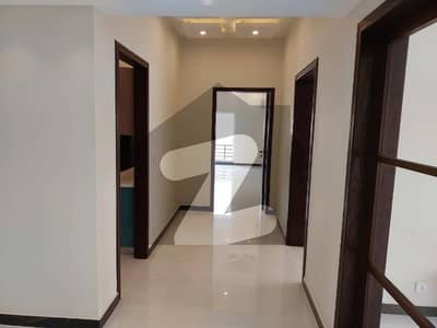 1 Kanal Brand New Luxury Top Notch House For Sale in Phase 7