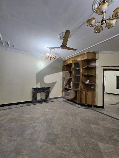 ای ۔ 11 اسلام آباد میں 2 کمروں کا 8 مرلہ زیریں پورشن 85.0 ہزار میں کرایہ پر دستیاب ہے۔