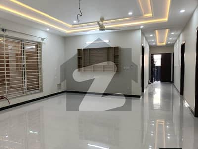 جی ۔ 15 اسلام آباد میں 3 کمروں کا 9 مرلہ بالائی پورشن 55.0 ہزار میں کرایہ پر دستیاب ہے۔