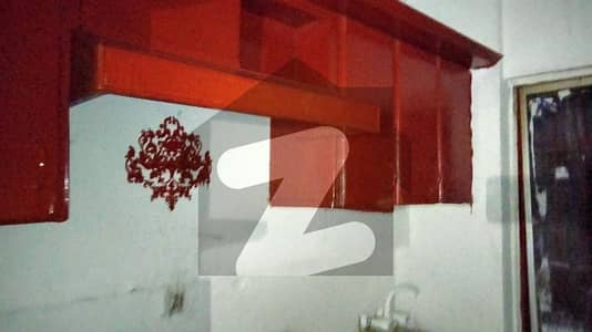Flat for rent   Gulistan e Johar block 17   Perfume chock   IQRA COMPLEX   phase one  3 bed dd  THIRD FLOOR   rent 35 hz
