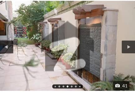 Beautifully Constructed House Is Available For sale In DHA Phase 8