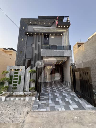 الرحمان گارڈن فیز 2 الرحمان گارڈن,لاہور میں 3 کمروں کا 3 مرلہ مکان 1.4 کروڑ میں برائے فروخت۔