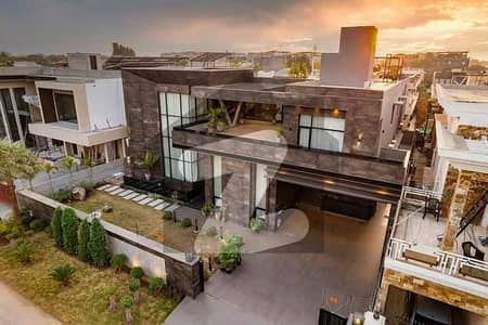 2 KANAL ELEGANT AND FULLY MAINTAINED SUPER HOT LOCATED BUNGALOW IS AVAILABLE IN THE BEST BLOCK OF DHA LAHORE.
