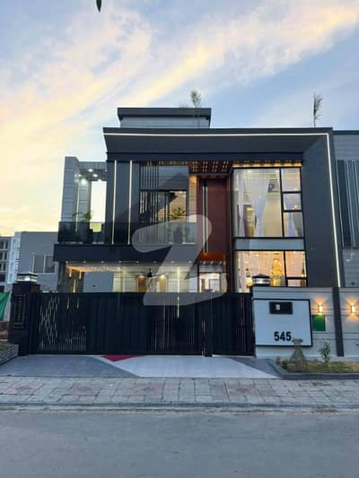 10 Marla House Available For sale In Bahria Orchard
