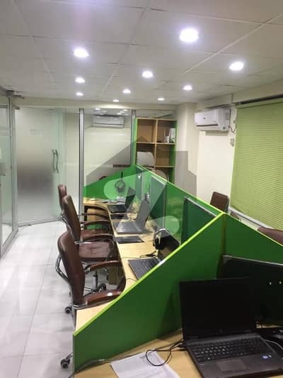 FULLY FURNISHED OFFICE SPACE AVAILABLE FOR RENT.