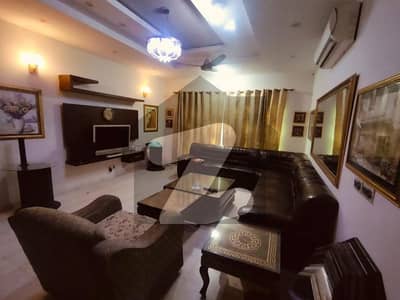 Gulberg Fully Furnished Three Bedrooms 2nd Floor Portion For Rent