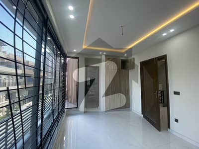 اتحاد ٹاؤن فیز ١ اتحاد ٹاؤن,رائیونڈ روڈ,لاہور میں 5 کمروں کا 5 مرلہ مکان 3.1 کروڑ میں برائے فروخت۔